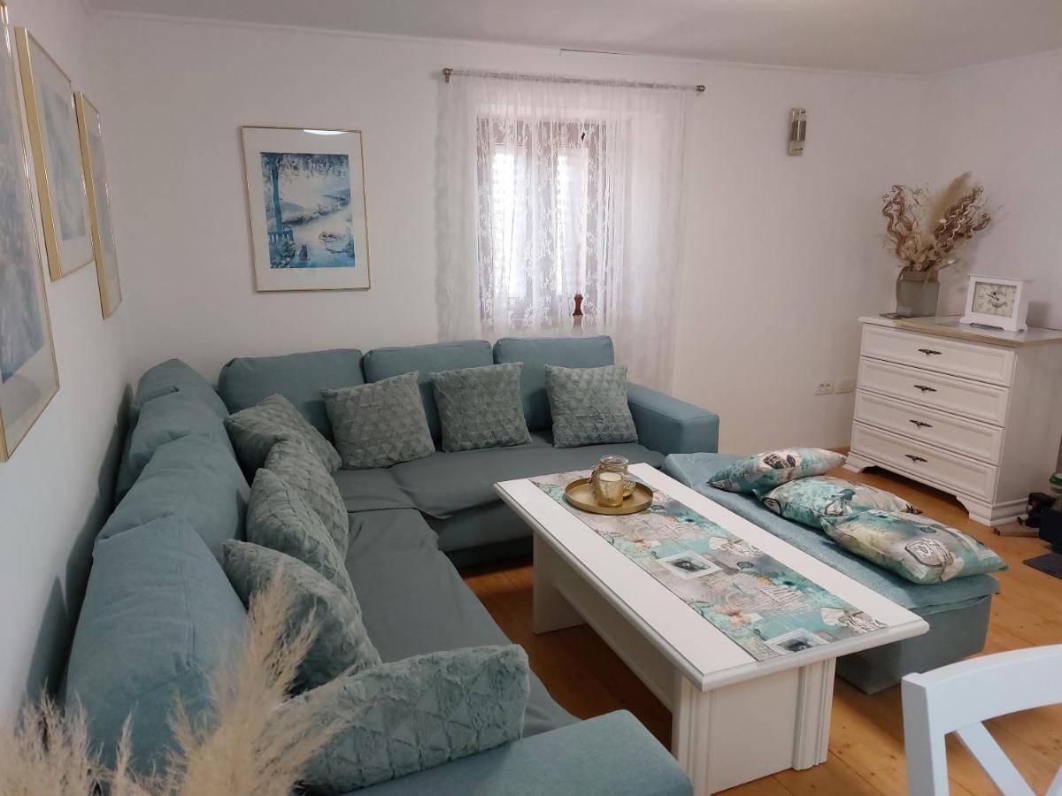 Apartment Bellavista Groznjan Bagian luar foto